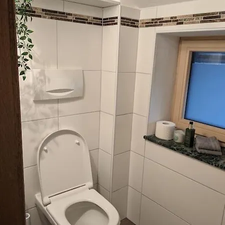 Und Kueche Mit Balkon Und Ausblick *