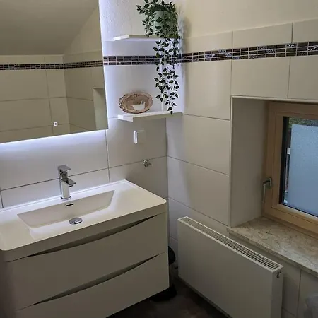 Und Kueche Mit Balkon Und Ausblick Appartement