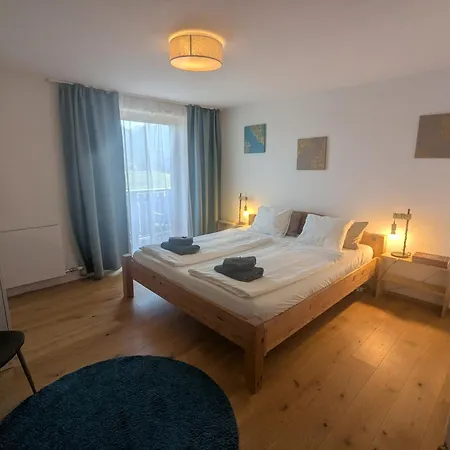 L I E B L I N G S O R T Apartment